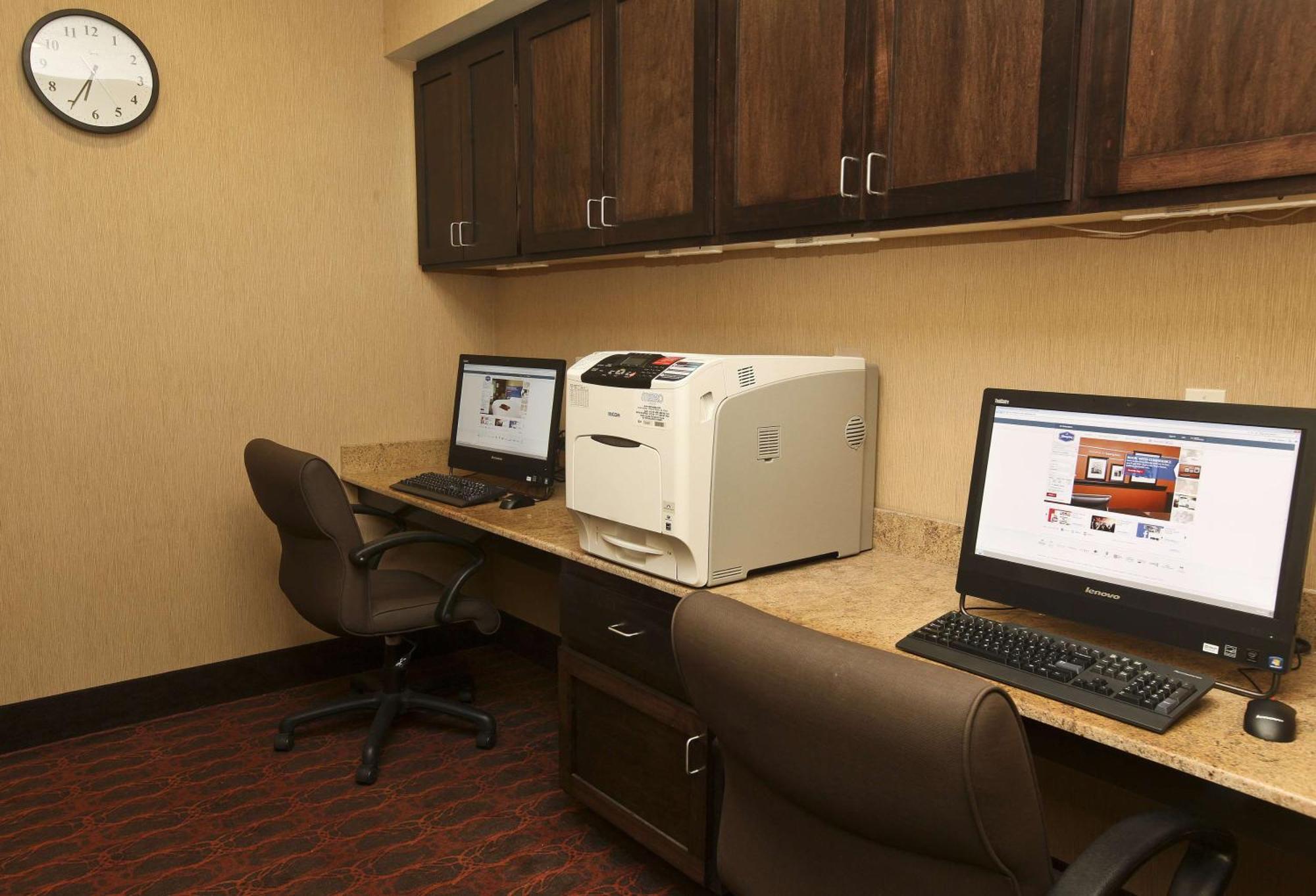 Hampton Inn & Suites Fargo Medical Center Eksteriør billede